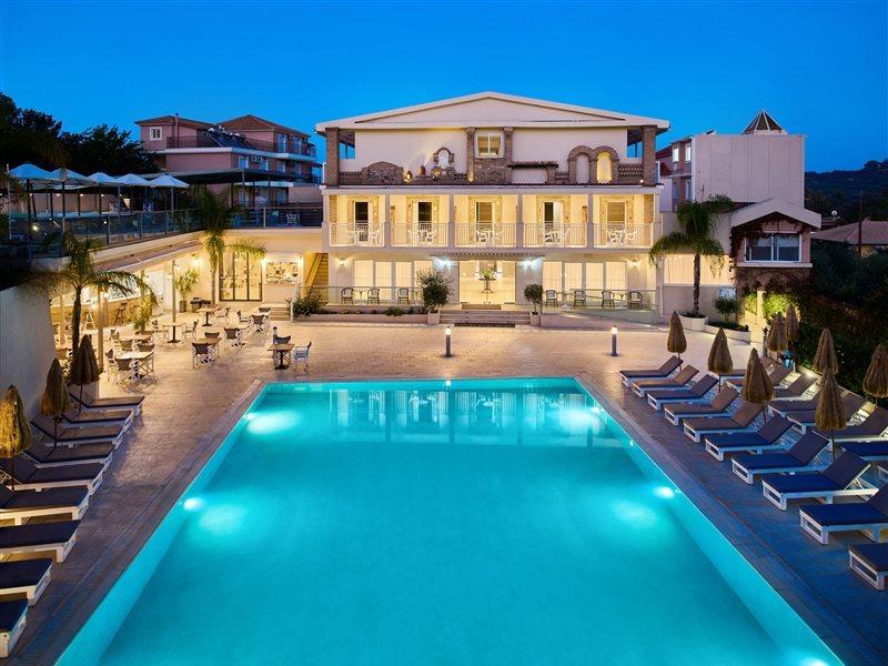 Mavrikos Hotel พลานอส ภายนอก รูปภาพ