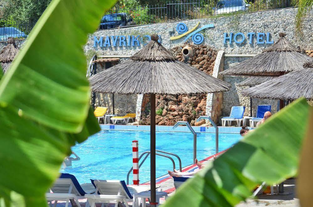 Mavrikos Hotel พลานอส ภายนอก รูปภาพ