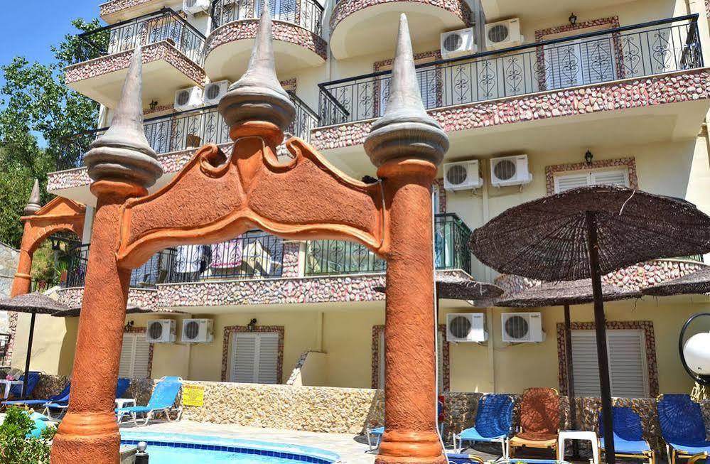 Mavrikos Hotel พลานอส ภายนอก รูปภาพ