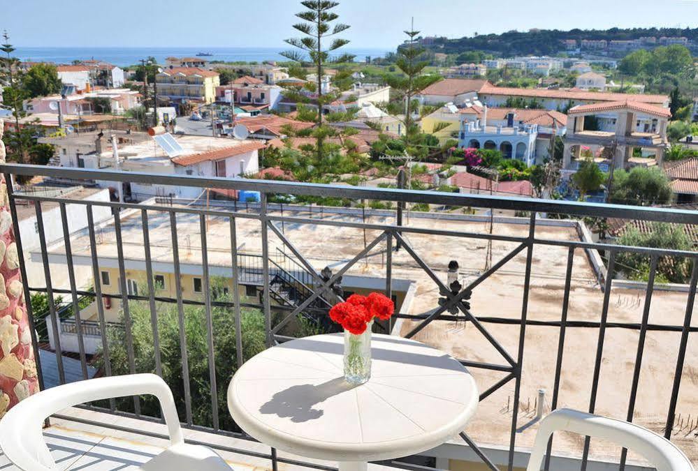 Mavrikos Hotel พลานอส ภายนอก รูปภาพ