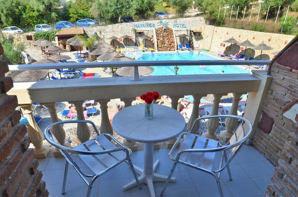 Mavrikos Hotel พลานอส ภายนอก รูปภาพ